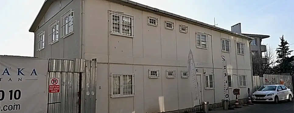 İki Katlı Prefabrik Ofis Binası İki Katlı Prefabrik Ofis Binası
